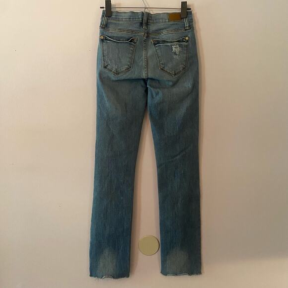 Judy Blue Women's size 5 / 27 Straight Leg Light Wash Jeans - Picture 8 of 9